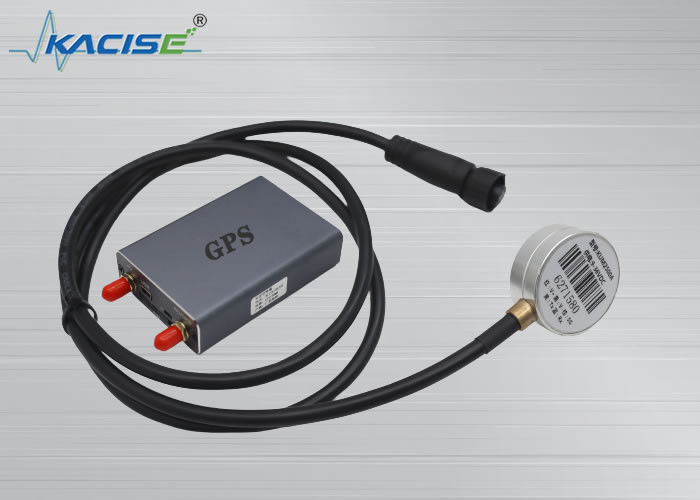 KUM2500A Sensor Tingkat Bahan Bakar Ultrasonik Resolusi Tinggi 0,1 mm dengan Perlindungan IP67 dan Antarmuka RS232/RS485/TTL