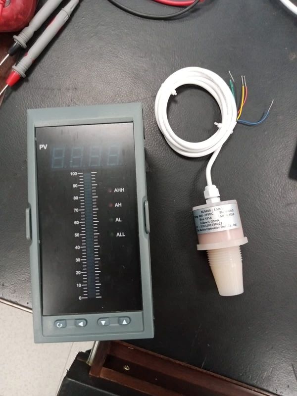 Sensor Ketinggian Air Ultrasonik Cerdas 5m Berdaya Rendah KUS600 untuk Pengukuran Jarak Akurat