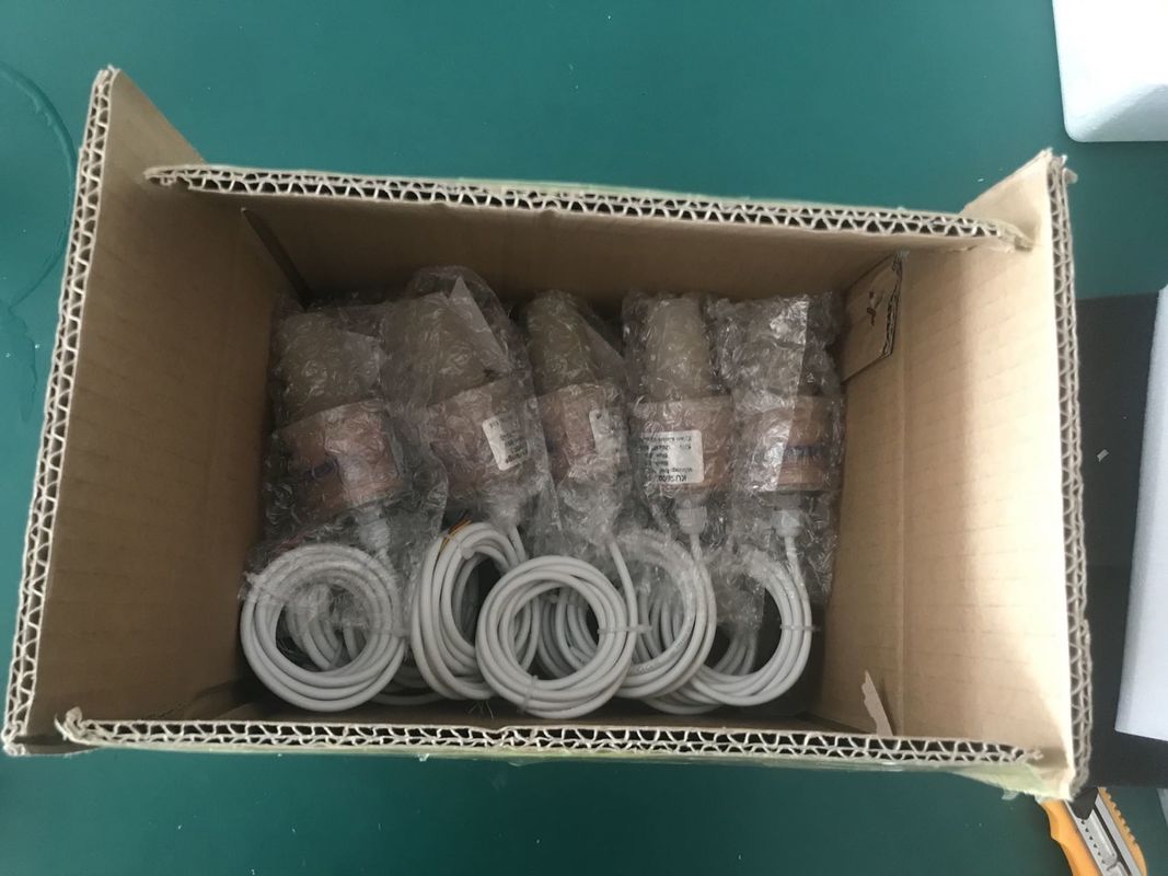 Sensor Tingkat Ultrasonik Akurasi Tinggi 12V dengan Output RS485 dan Tahan Air IP68 untuk Pengukuran Tingkat Tangki Air