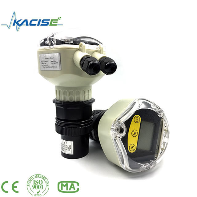 Sensor tingkat ultrasonik dengan perlindungan IP67 casing stainless steel dan rentang pengukuran 60m untuk air limbah dan tangki bawah tanah