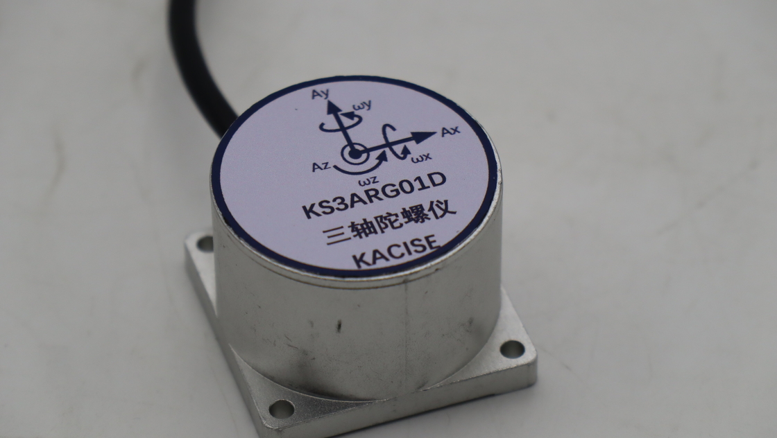 Ringan Dan Ukuran Kecil Mems Tiga sumbu Gyroscope Dengan Ukuran adalah ф39.5 × 28.5 ((Mm) Dan Beratnya adalah 100 ((G)