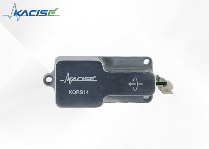 Sensor kecepatan MEMS dengan bandwidth luas dan arus masuk rendah untuk pengukuran sudut presisi