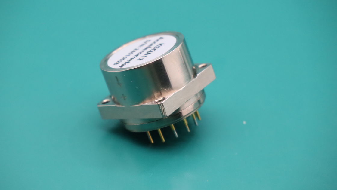 Sensor Akselerometer Tahan Guncangan 500g dengan Faktor Skala 2,3 ~ 3,5mA/g dan Suhu Pengoperasian -45°C~+100°C
