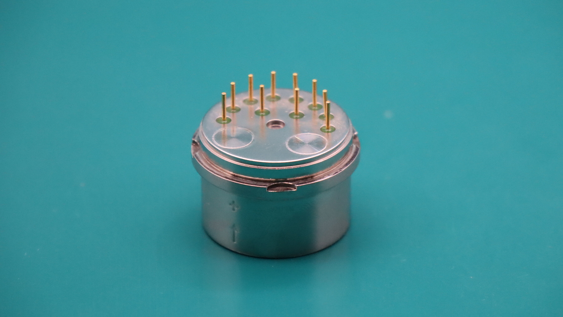 Sensor Sensitivity Shock Accelerometer Jangkauan suhu yang luas untuk aplikasi industri, Tegangan daya ± 12 ~ ± 18V DC