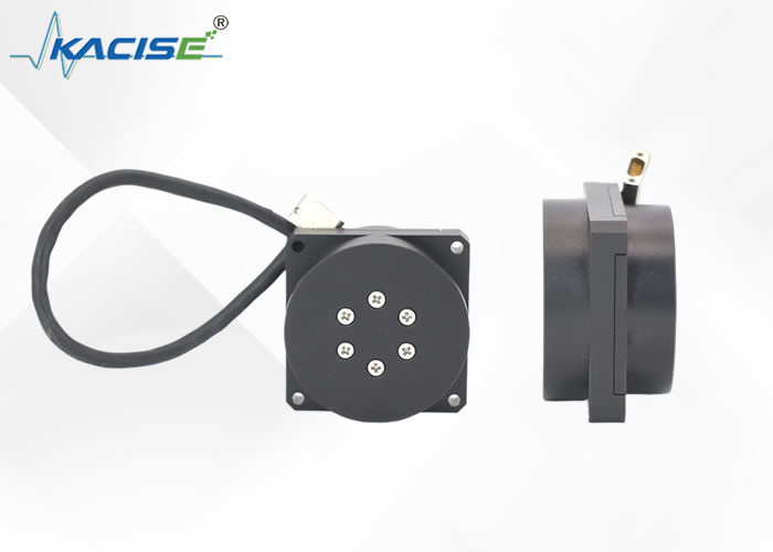 Sensor Giroskop Ukuran Kompak Dengan Tegangan Pasokan +5 ((V) Dan Suhu Penyimpanan -50 ̊+80 ̊C