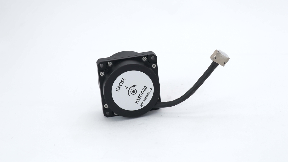 Sensor Giroskop Ukuran Kompak Dengan Tegangan Pasokan +5 ((V) Dan Suhu Penyimpanan -50 ̊+80 ̊C