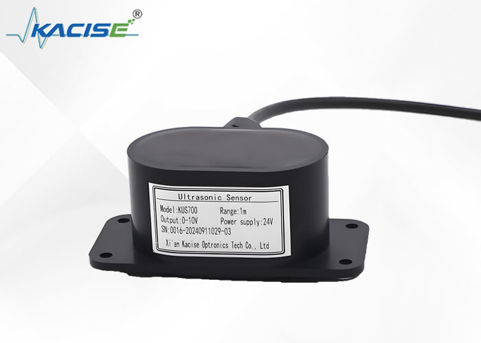 KUS700 Sensor Ultrasonik Dual Probe Untuk Pengukuran Tingkat Perlindungan Tingkat IP68 Akurasi