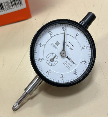 Pengukur Dial Mitutoyo dengan Kisaran 10 mm Kelulusan 0,01 mm untuk Pengukuran Dimensi Presisi dan Ketahanan Lingkungan