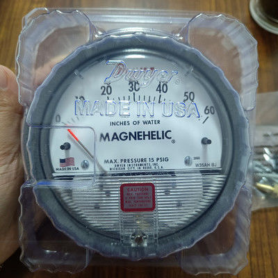 Dwyer Series 2000 Magnehelic Differential Pressure Gauge dengan 0-60 dalam rentang w.c ± 2% Keakuratan dan 1/8 NPT Connection