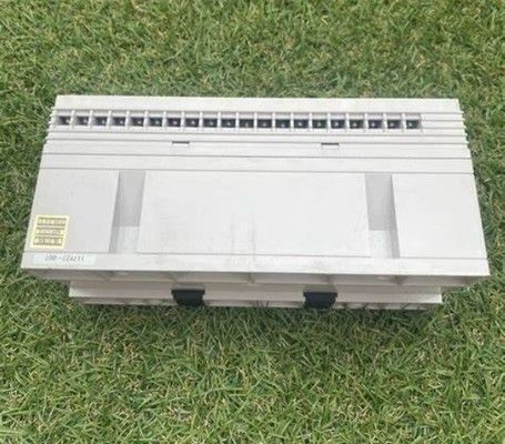 EB3C-T16CKDN 16-Input Chan-sink Transistor Tegangan Terukur 30V dengan Tegangan Operasi 24VDC