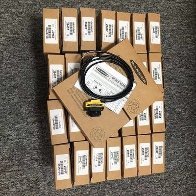Banner QS18VP6D Diffuse Photoelectric Sensor dengan 450 mm Sensing Range IP67 NEMA 6 Nomor dan Output PNP Komplementer
