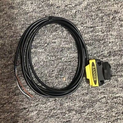 Banner QS18VP6D Diffuse Photoelectric Sensor dengan 450 mm Sensing Range IP67 NEMA 6 Nomor dan Output PNP Komplementer