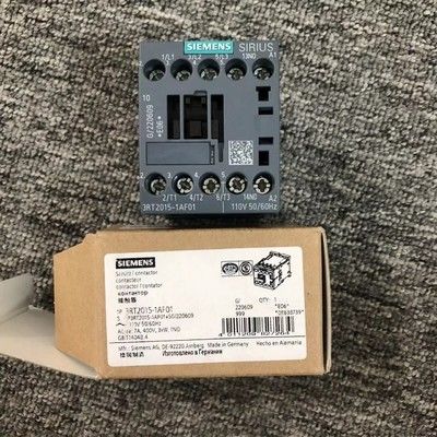 Siemens 3RT2015-1AF01 Kontaktor Daya 3 Kutub dengan Arus Terukur 7 A dan Tegangan Kumparan AC 110 V