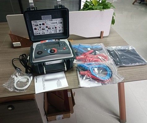 Megger MIT1025-UK Insulation Tester Dengan Output, 20 Teraohms Resistance, 10kV Multi-Range Test Voltage