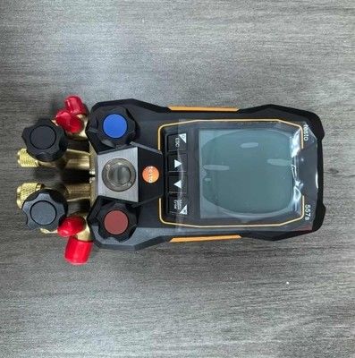 testo 557s Smart Vacuum Kit dengan selang - Smart digital manifold dengan nirkabel vakum dan nirkabel suhu probe dan 4 selang set