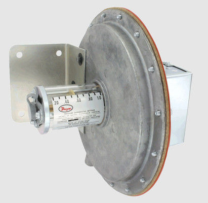 Dwyer Pressure Switch dengan 15 Ampere Current Load Visible Set-Point Indicator dan Desain Diafragma Besar untuk Kontrol HVAC