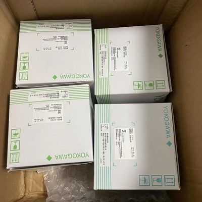 UT35A Digital Temperature Controller dengan 14-Segment Color LCD, Ladder Sequence Control, dan Komunikasi Ethernet