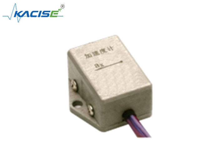 Sensor akselerometer uniaxial dengan output 0,5 ~ 4,5V ± 1 g Range dan Wide Measuring Range
