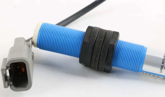 Honeywell 943 Series Ultrasonic Distance Sensor dengan 180 KHz Frekuensi Plastik Housing dan ± 2 mm Repeatability