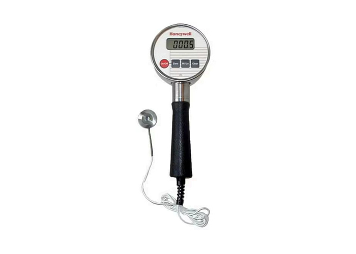 Indikator Kekuatan Digital LC Model Honeywell dengan Diafragma Baja Tahan Karat Rentang 50.000 lb dan Fitur Penangkapan Puncak