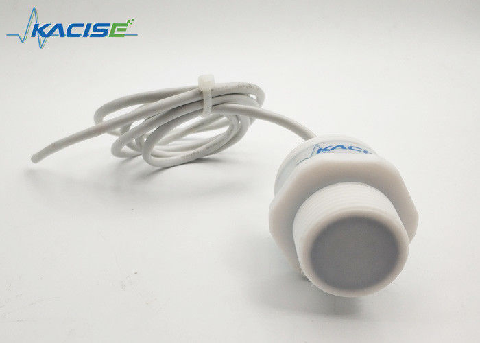 Precision Ultrasonic Level Transmitter dengan 200mm-3000mm Detection Range IP65 Rated dan 24VDC Operating Voltage