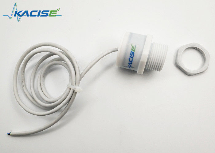 Precision Ultrasonic Level Transmitter dengan 200mm-3000mm Detection Range IP65 Rated dan 24VDC Operating Voltage