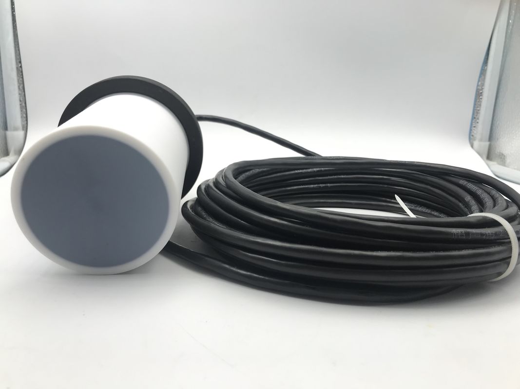 IP68 Waterproof Sensor Ultrasonik dengan PTFE Housing Material dan 0.5 - 12m Range untuk Pengukuran Level