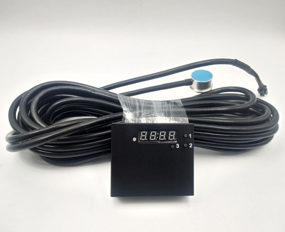 Sensor tingkat ultrasonik dengan akurasi 0,5% FS dan pasokan listrik 24VDC untuk aplikasi tahan ledakan